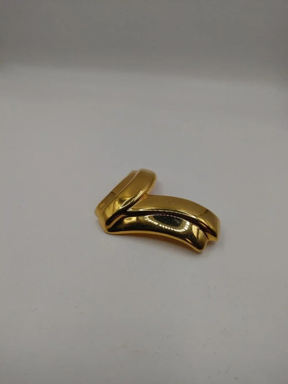 VTG BROOCH/PIN SIGNED MONET abstract Double Check Mark design